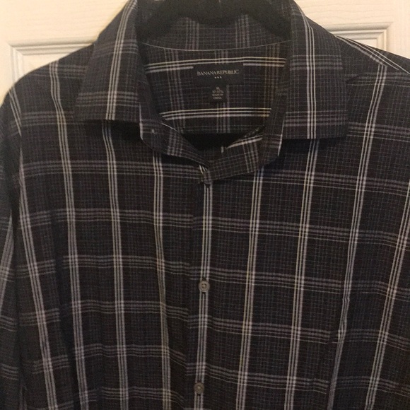 Men’s Banana Republic Dress Shirt - Picture 3 of 5